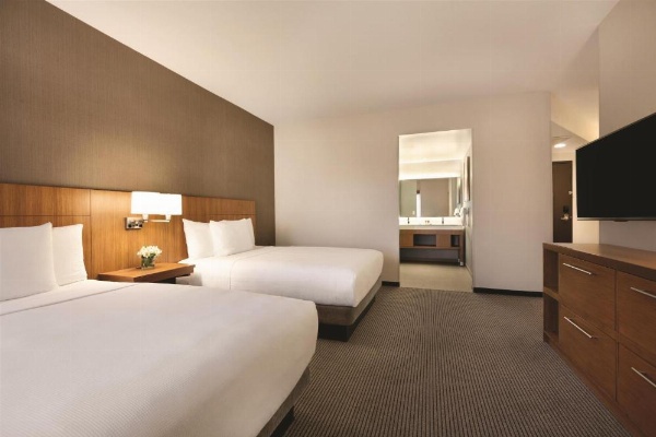 Hyatt Place at Anaheim Resort / Convention Center image 25